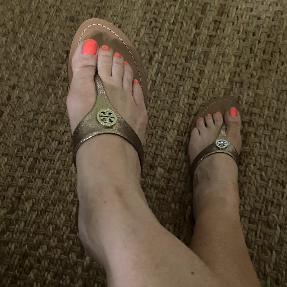 Tory Burch Leather Pewter Flip Flop Snake